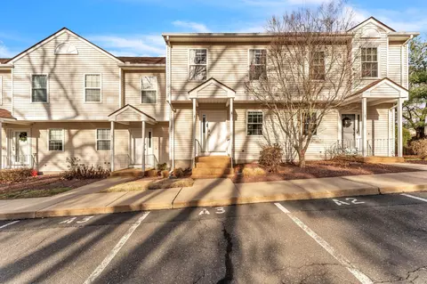 3 Marjorie Ln #3, Manchester, CT 06042