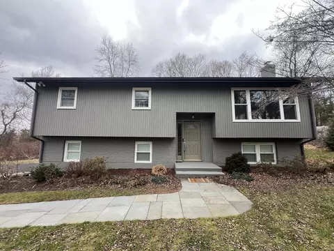 62 Mount Pleasant Rd, Newtown, CT 06470