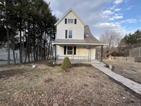 80 Oakwood Ave, Waterbury, CT 06708