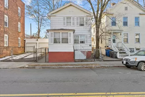 348 Blatchley Ave, New Haven, CT 06513