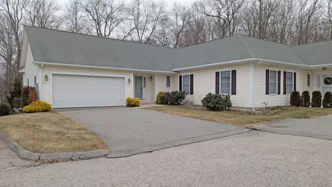 8 Leisure Dr #8, Oakdale, CT 06370