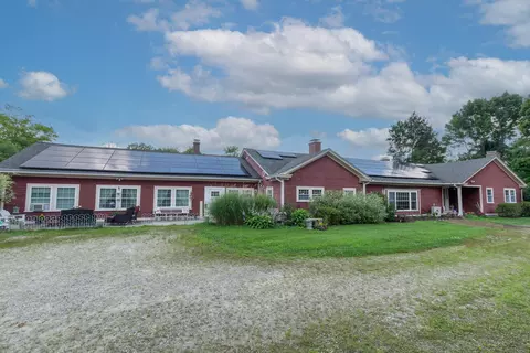275 Sand Hill Rd, Hampton, CT 06247