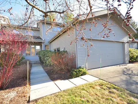 2 Kirbyshire #2, Avon, CT 06001