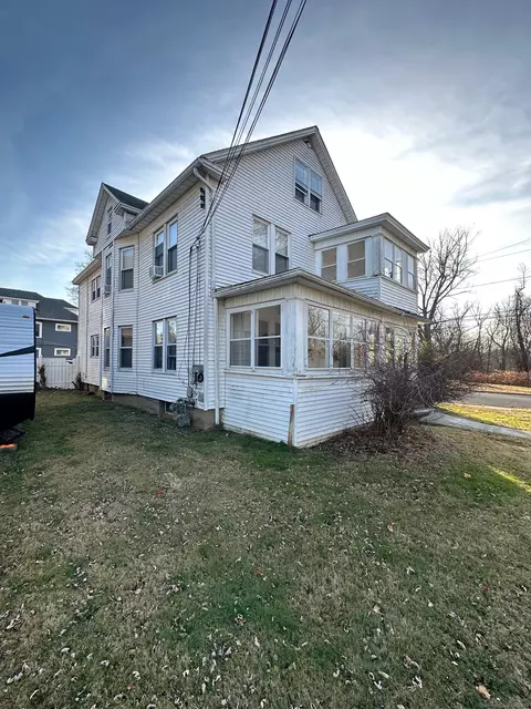 69-71 Adams St, East Hartford, CT 06108