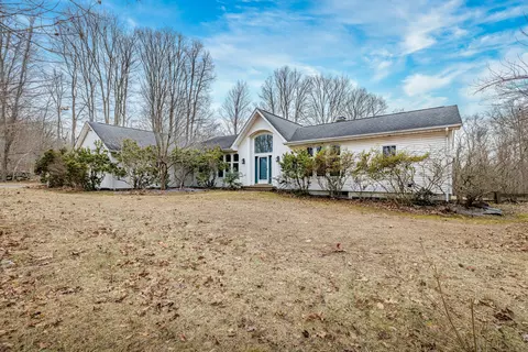 57 Davis Rd, Mansfield, CT 06268