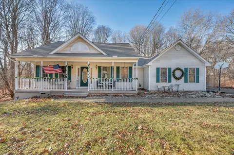173 Coles Rd, Cromwell, CT 06416