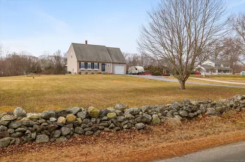 164 Gary School Rd, Pomfret, CT 06259