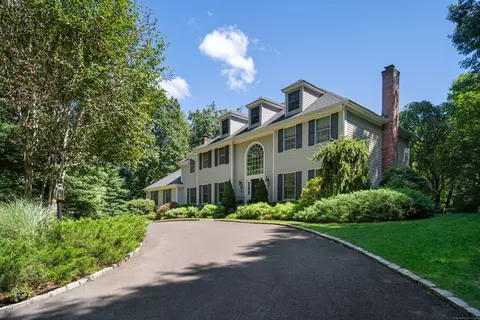 19 N Calvin Rd, Weston, CT 06883