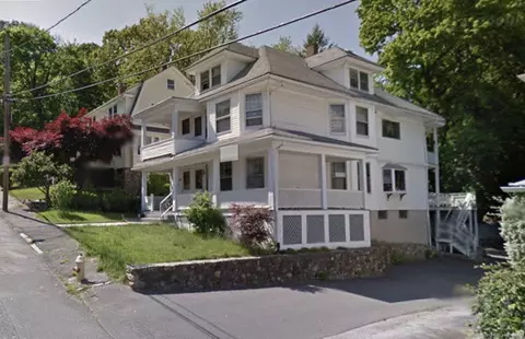 34 Farnham Ave, Waterbury, CT 06708
