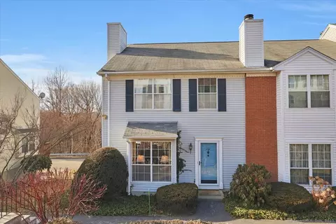 162 Cypress Ct #162, Torrington, CT 06790