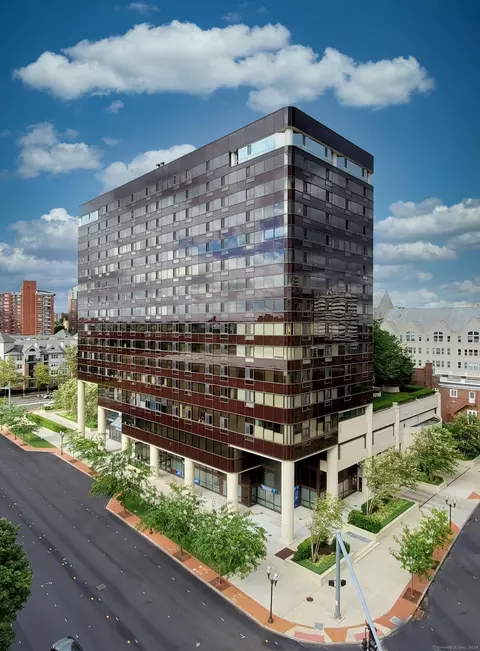 127 Greyrock Pl #1210, Stamford, CT 06901