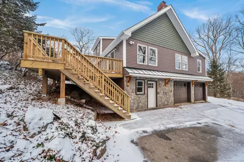 30 Plumtrees Rd, Newtown, CT 06470