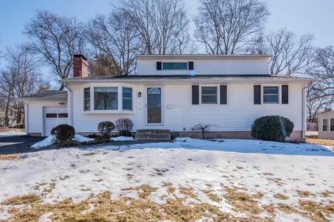 118 Burton St, Bristol, CT 06010