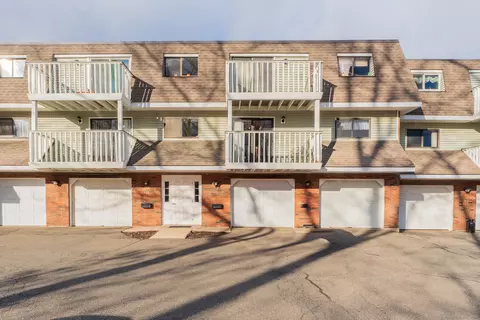 170 Churchill Dr #170, Newington, CT 06111