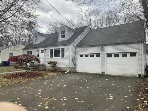 43 Home Pl, Branford, CT 06405