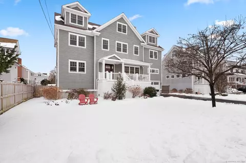 130 Eunice Ave, Fairfield, CT 06824