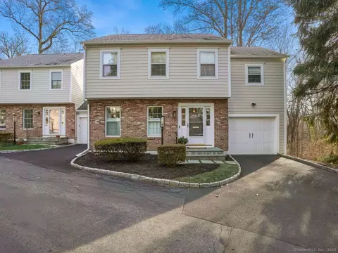259 New Norwalk Rd #7, New Canaan, CT 06840