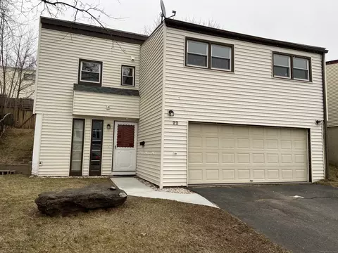 22 Afton Ter, Middletown, CT 06457