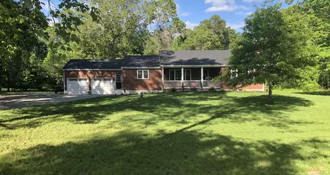 112 Kelseytown Rd, Clinton, CT 06413