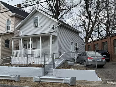 27 Francis Ave, Hartford, CT 06106