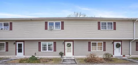 16 Elizabeth St #19, Kent, CT 06757