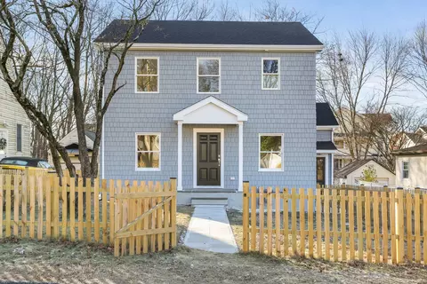 18 Cedar Crest Pl, Norwalk, CT 06854