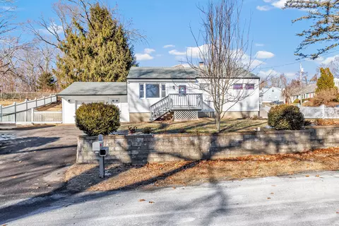 49 Sunset Dr, Shelton, CT 06484