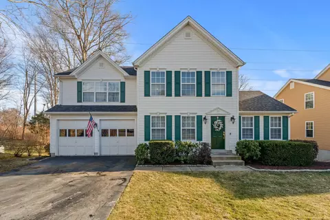 147 Lookout Hill Rd, Milford, CT 06461