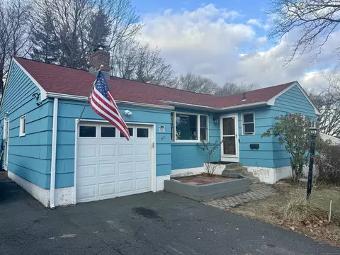 52 Oak Ridge Gate, Danbury, CT 06810