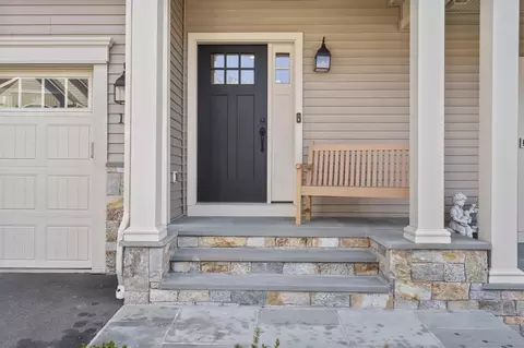 103 Wells View Rd #103, Shelton, CT 06484