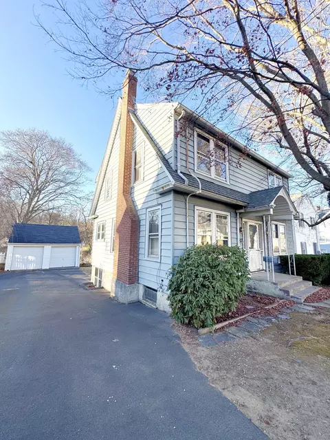 87 Long Hill Ave, Shelton, CT 06484