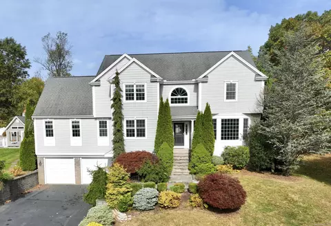 145 Stone Hill Dr, Rocky Hill, CT 06067