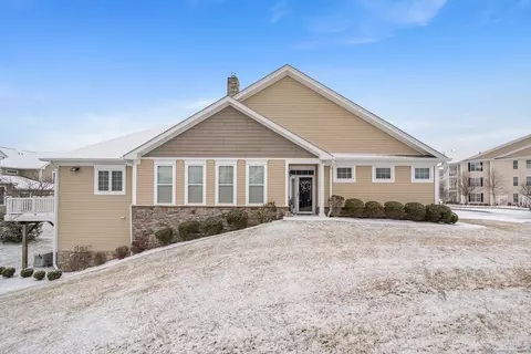 28 Old Pasture Dr #28, Danbury, CT 06810