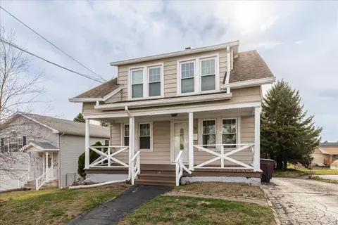 69 Hughes St, East Haven, CT 06512
