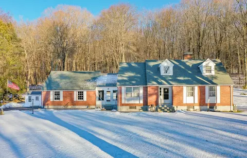 444 Bolton Rd, Vernon, CT 06066