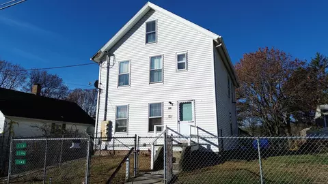 114 Mathewson St, Griswold, CT 06351