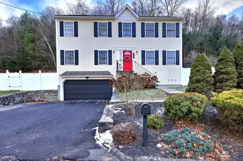 103 Trout Brook Dr, Naugatuck, CT 06770