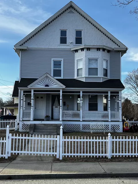 39-43 Main St, Plainfield, CT 06374