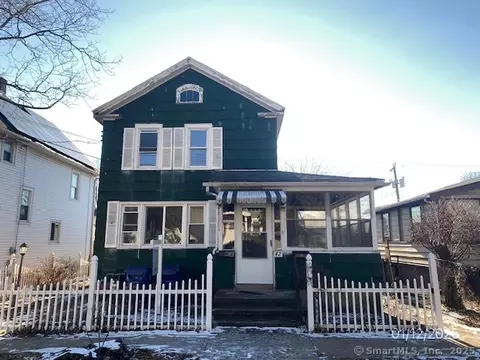 42 York St, West Haven, CT 06516
