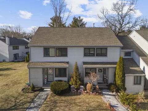 59 Highcrest Dr #59, Rocky Hill, CT 06067