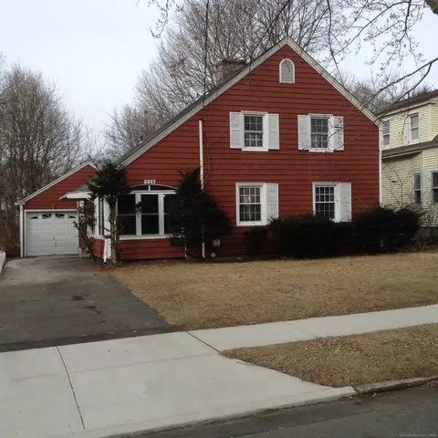 326 Fairview Ave, Hamden, CT 06514
