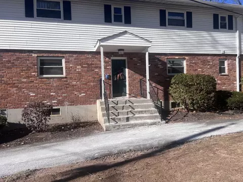 498 Oak Ave #26, Cheshire, CT 06410