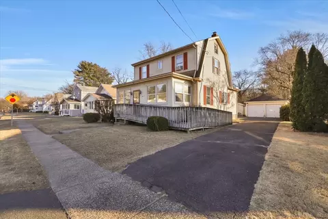 89 Maple St, East Hartford, CT 06118
