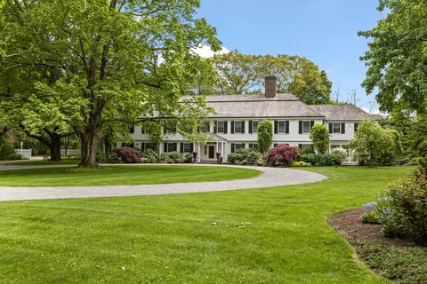 36 Chestnut Hill Rd, Wilton, CT 06897