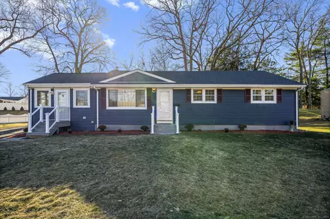 22 Sun St, Enfield, CT 06082