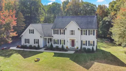 111 Andrew Dr, Canton, CT 06019