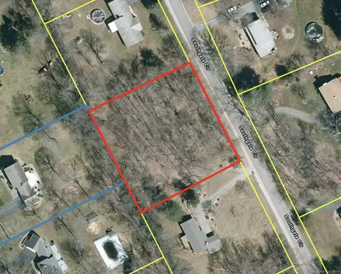 19 Southgate Cir, Franklin, CT 06254