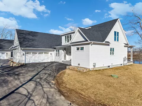 760 Shennecossett Rd, Groton, CT 06340