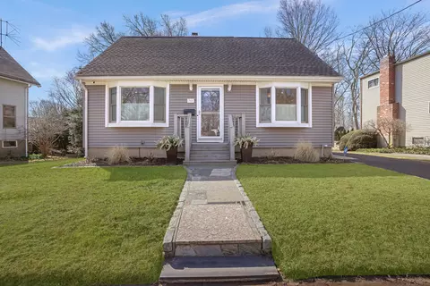 365 Highland Ave, Stratford, CT 06614