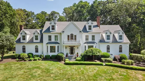 19 Tatetuck Trl, Easton, CT 06612